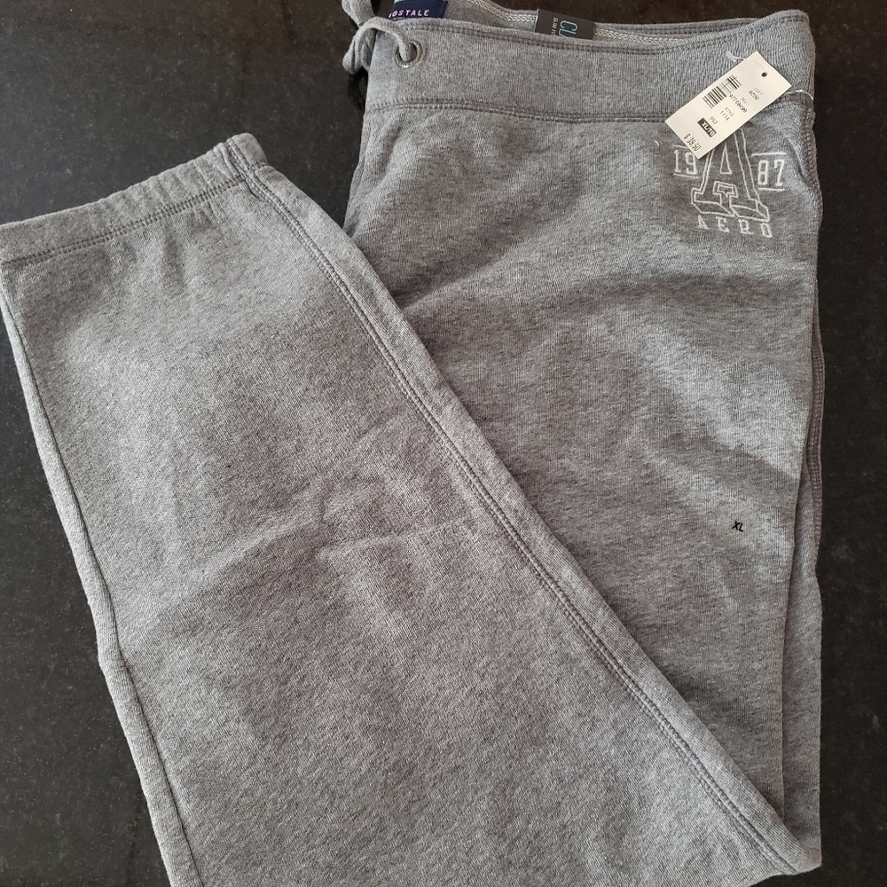 Aeropostale Ankle length Cinch Pant
